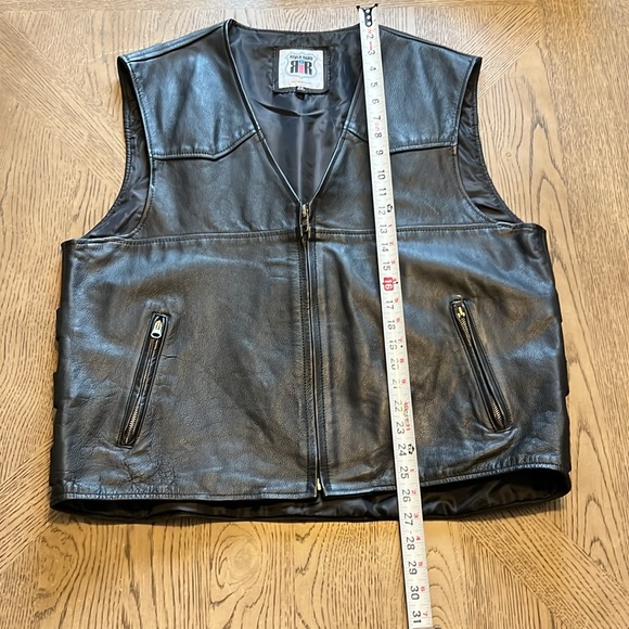 Black leather motorcycle vest Men's XL - Picture 7 of 7